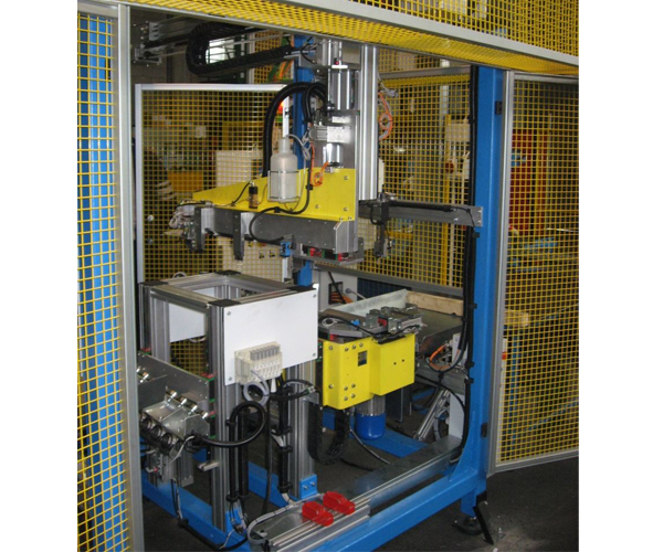 Welding machine for canisters